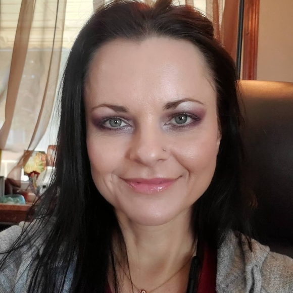 Meet your Posher, Tonya - Picture 8 of 16